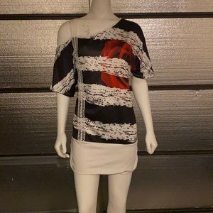 Cold Shoulder Rose 🌹 Top